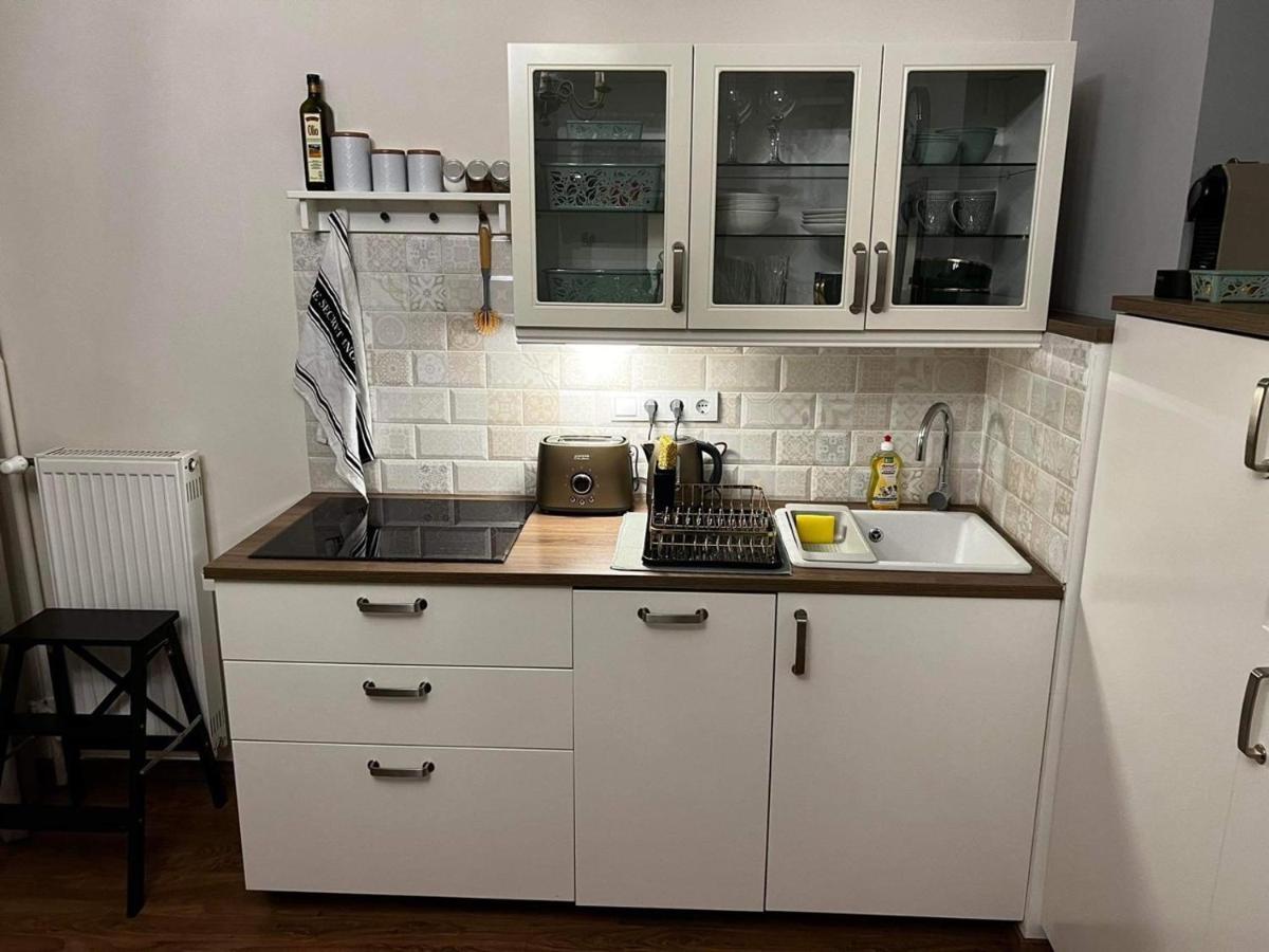 Adorable, Cosy Apartment At The Heroes' Square บูดาเปสต์ ภายนอก รูปภาพ